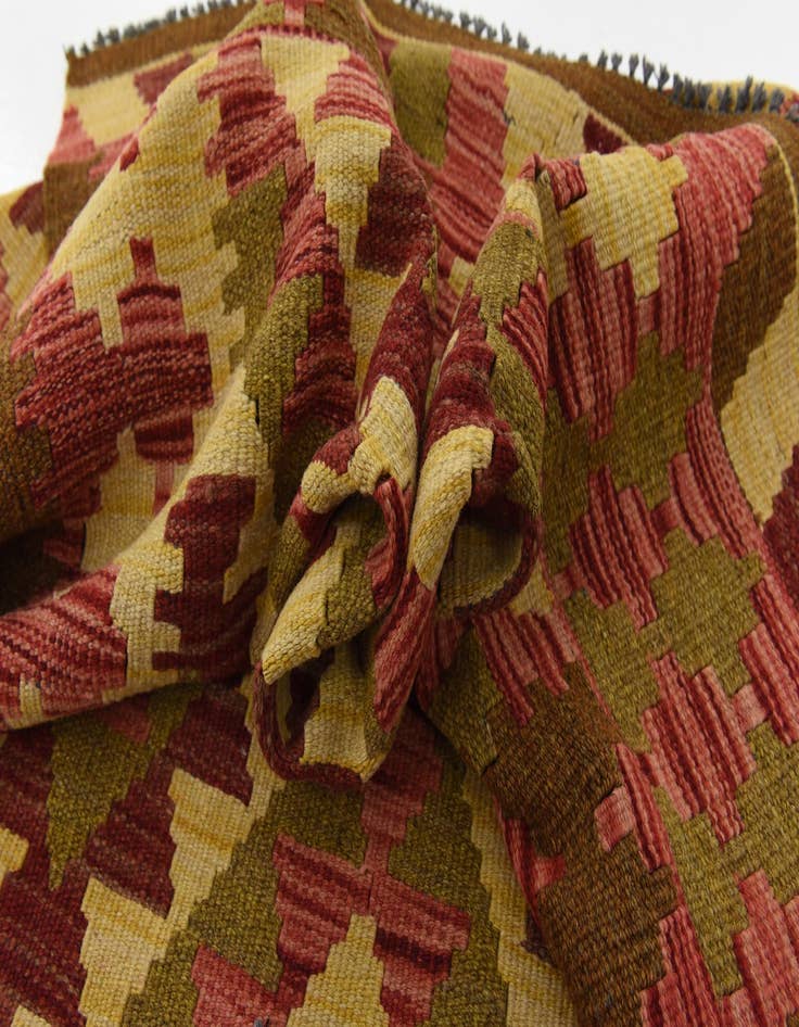 Detail image of  3' 5 x 6' 4  Hand Woven Kilim Maymana Wool Rug