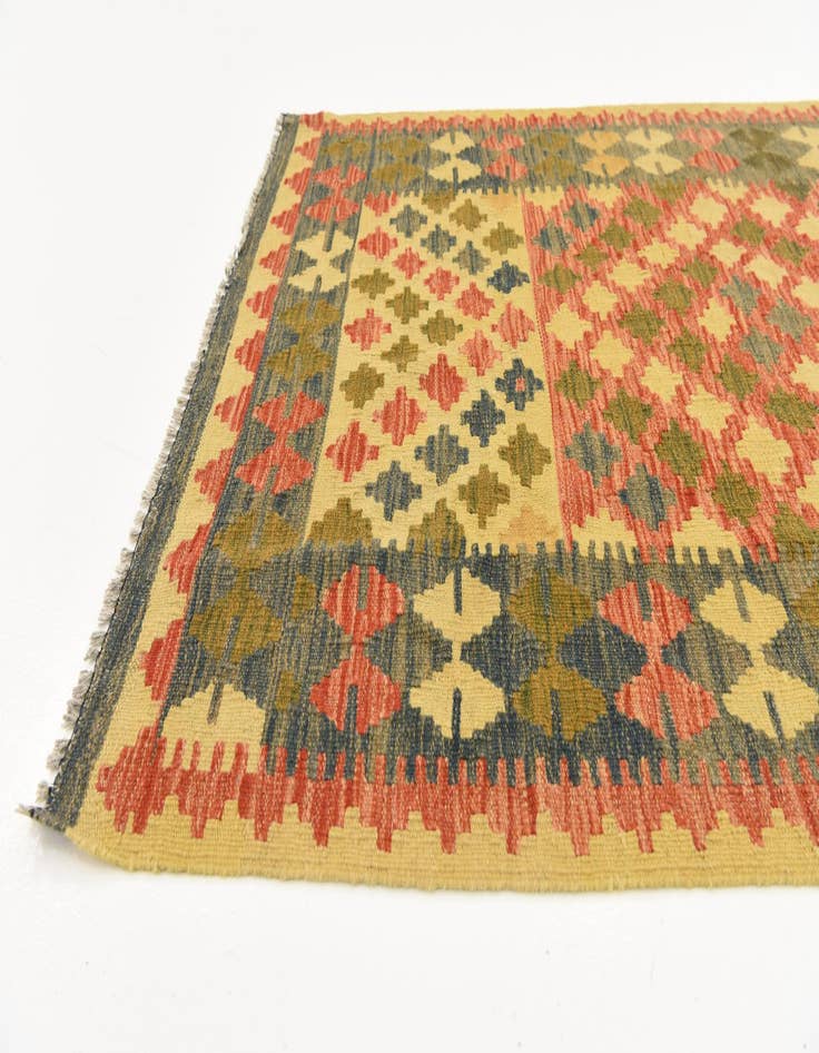 Detail image of  3' 3 x 6' 6  Hand Woven Kilim Maymana Wool Rug
