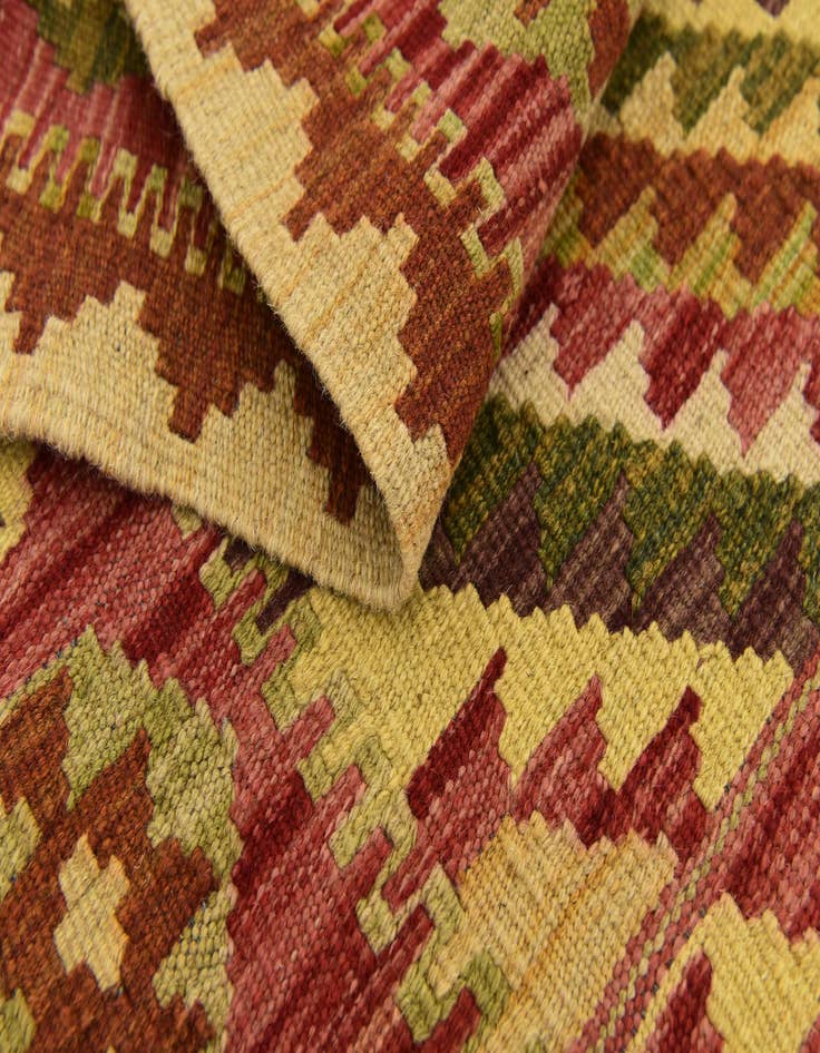 Detail image of  3' 4 x 4' 10  Hand Woven Kilim Maymana Wool Rug