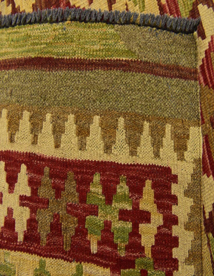 Detail image of  3' 3 x 5' 2  Hand Woven Kilim Maymana Wool Rug