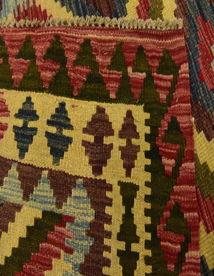 Detail image of  3' 6 x 6'  Hand Woven Kilim Maymana Wool Rug