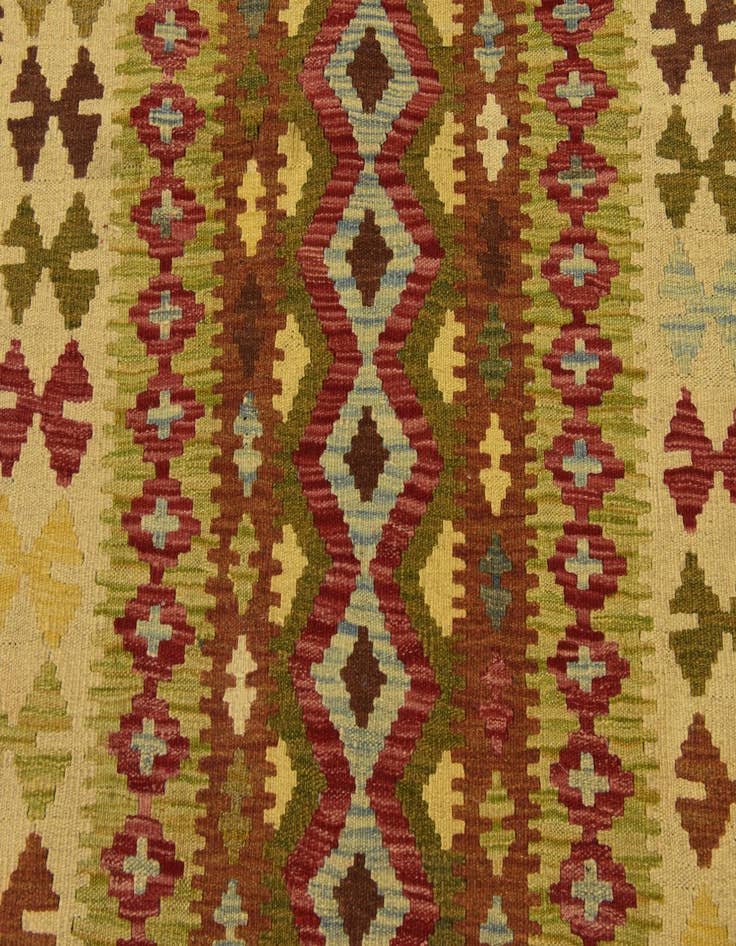 Detail image of  3' 6 x 6' 8  Hand Woven Kilim Maymana Wool Rug