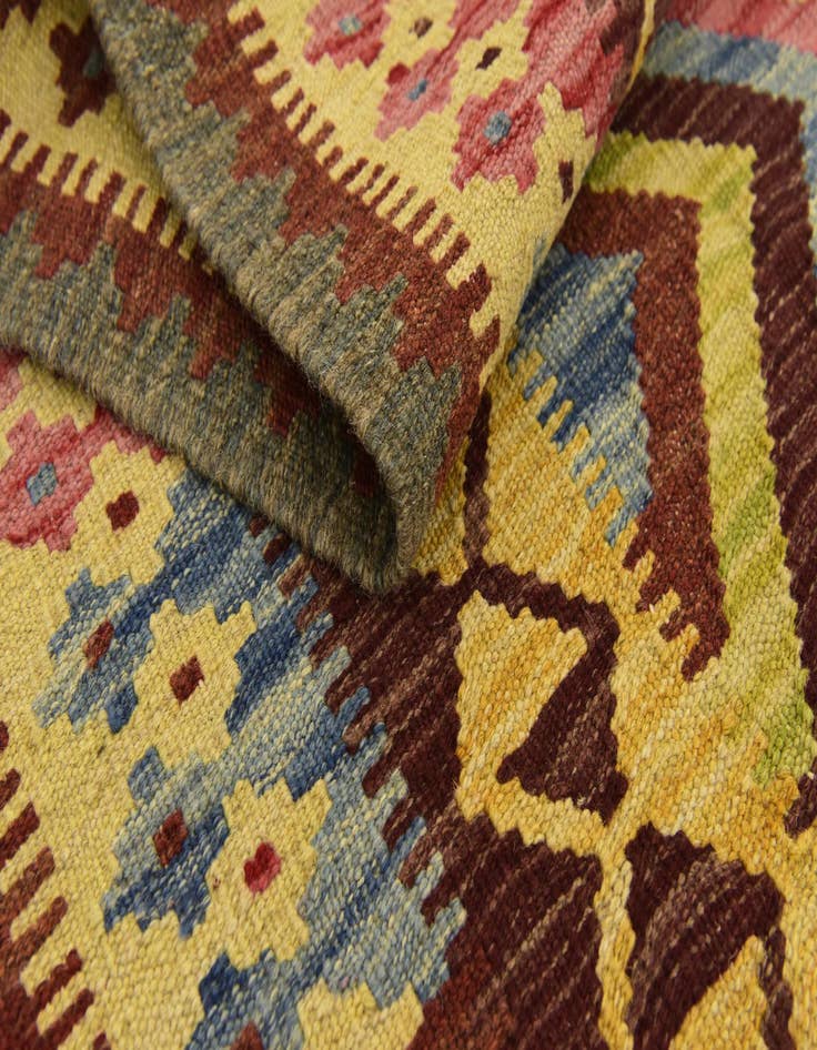 Detail image of  3' 4 x 6' 5  Hand Woven Kilim Maymana Wool Rug
