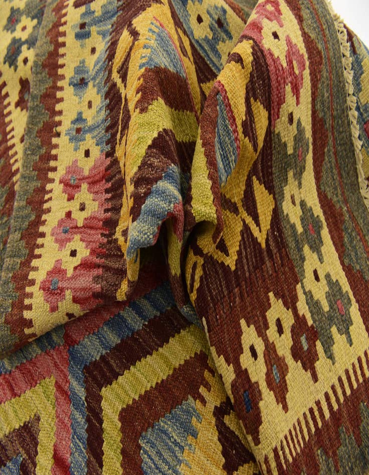 Detail image of  3' 4 x 6' 5  Hand Woven Kilim Maymana Wool Rug