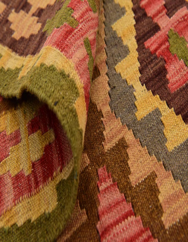 Detail image of  3' 5 x 4' 9  Hand Woven Kilim Maymana Wool Rug