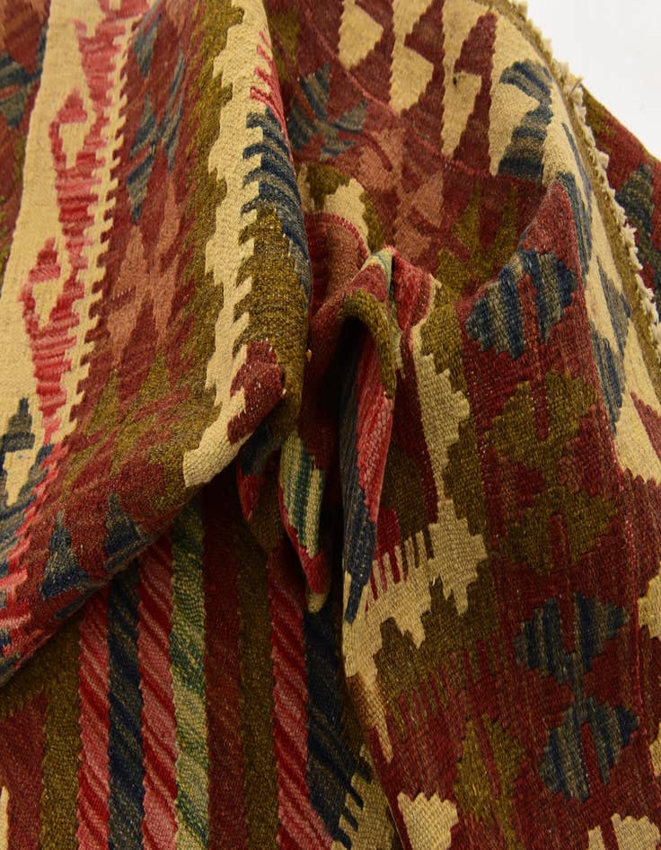 Detail image of  3' 5 x 6' 4  Hand Woven Kilim Maymana Wool Rug