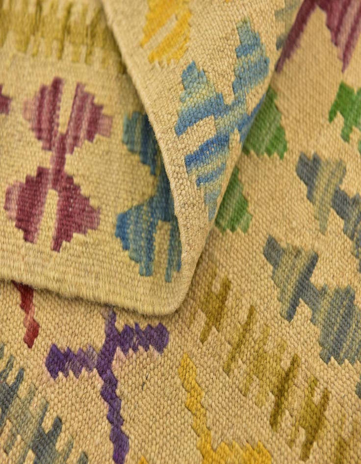 Detail image of  3' 3 x 6' 4  Hand Woven Kilim Maymana Wool Rug