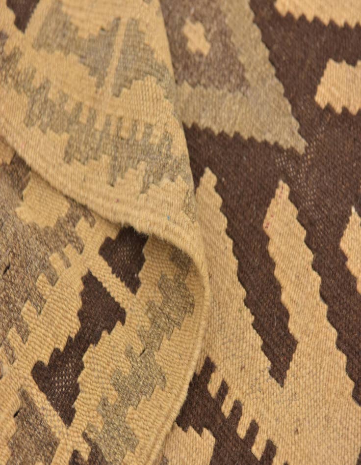 Detail image of  3' 3 x 5'  Hand Woven Kilim Maymana Wool Rug