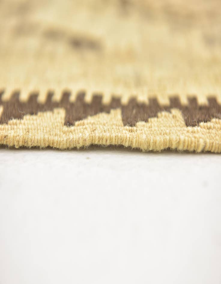 Detail image of  2' 10 x 4'  Hand Woven Kilim Maymana Wool Rug