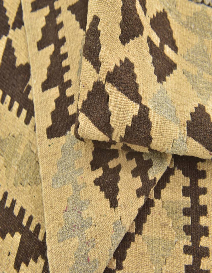 Detail image of  2' 9 x 4'  Hand Woven Kilim Maymana Wool Rug