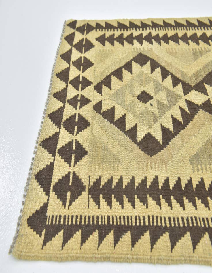 Detail image of  2' 8 x 4'  Hand Woven Kilim Maymana Wool Rug