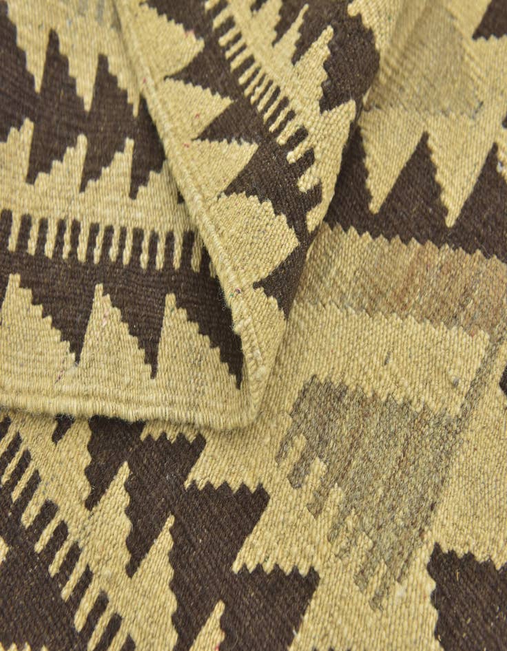 Detail image of  2' 8 x 4'  Hand Woven Kilim Maymana Wool Rug