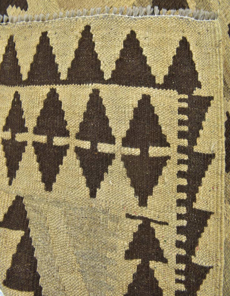 Detail image of  2' 8 x 4'  Hand Woven Kilim Maymana Wool Rug