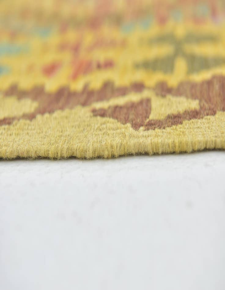Detail image of  3' 2 x 5' 2  Hand Woven Kilim Maymana Wool Rug