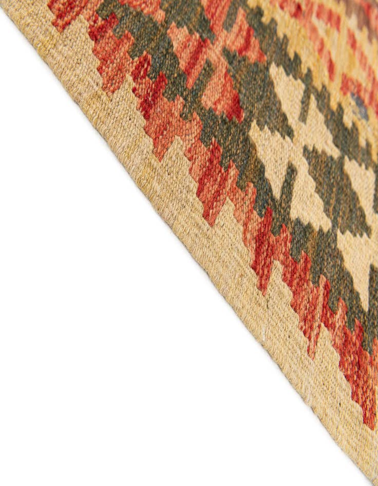 Detail image of  4' 6 x 6' 5  Hand Woven Kilim Maymana Wool Rug