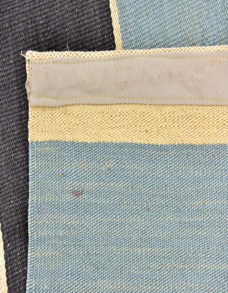 Detail image of  4' 3 x 5' 10  Hand Woven Kilim Modern Wool Rug