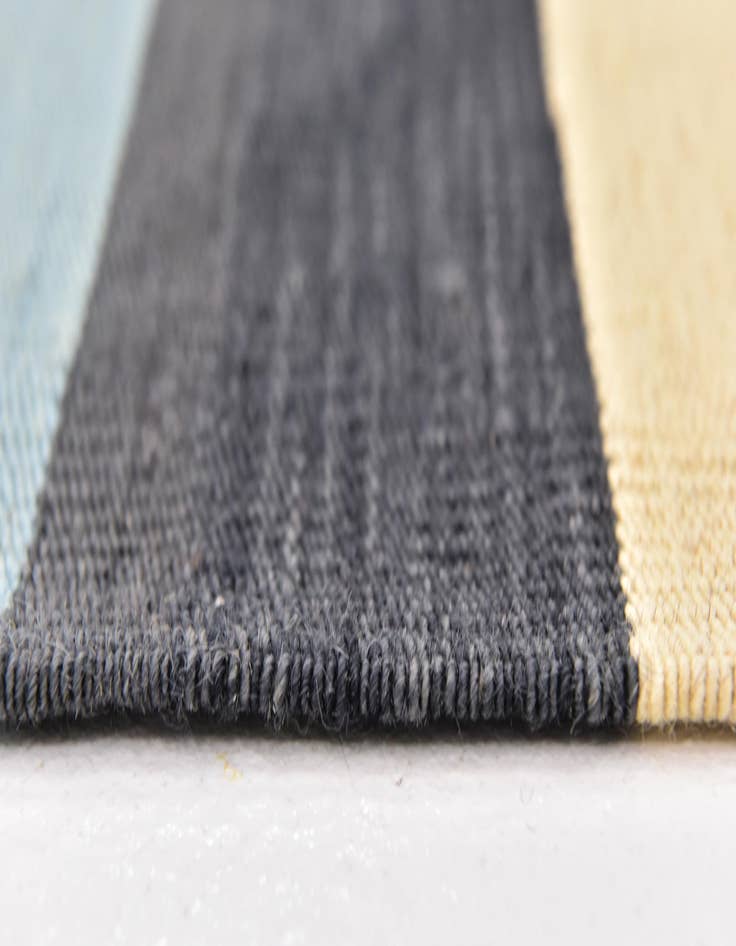 Detail image of  4' 3 x 5' 10  Hand Woven Kilim Modern Wool Rug