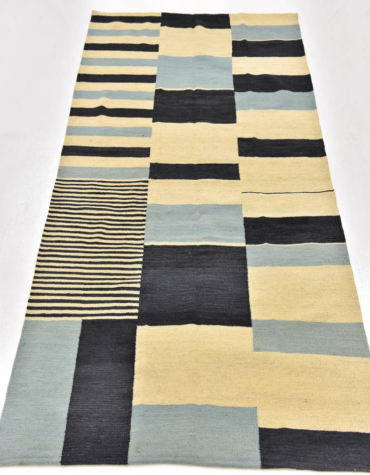Detail image of  4' 5 x 5' 10  Hand Woven Kilim Modern Wool Rug
