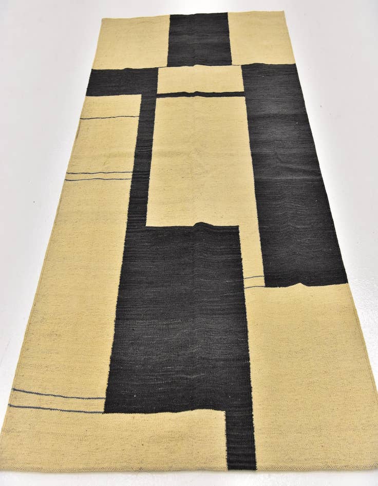 Detail image of  4' 3 x 5' 10  Hand Woven Kilim Modern Wool Rug