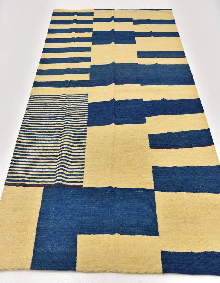 Detail image of  5' x 6' 4  Hand Woven Kilim Modern Wool Rug