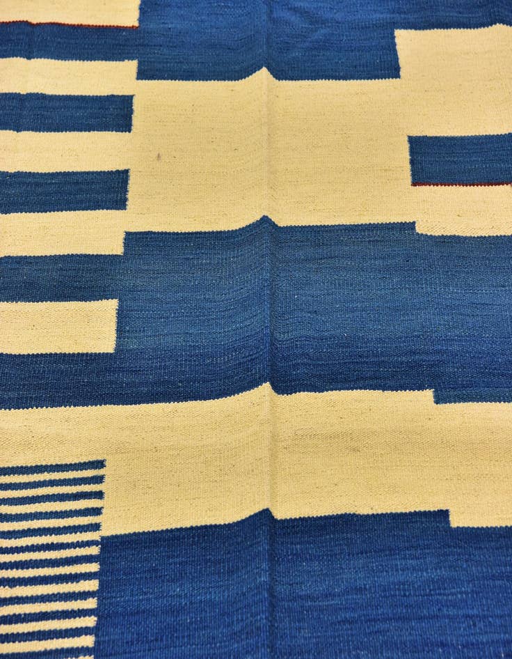 Detail image of  5' x 6' 4  Hand Woven Kilim Modern Wool Rug