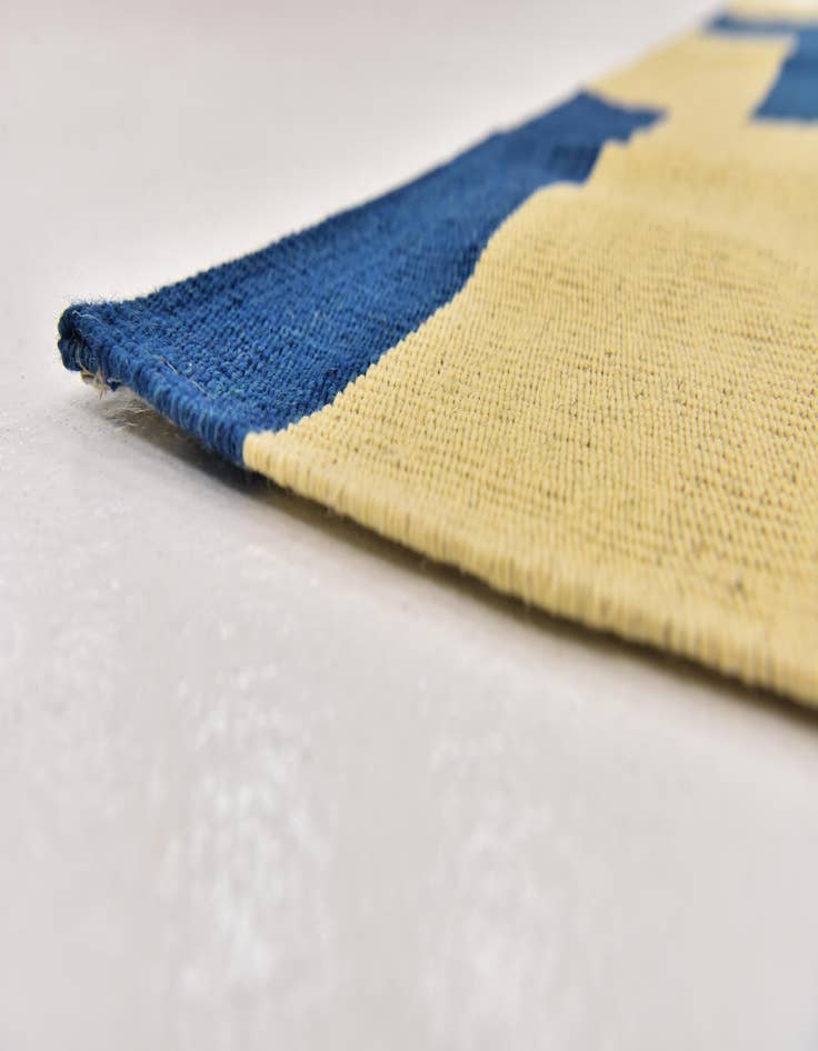 Detail image of  5' x 6' 4  Hand Woven Kilim Modern Wool Rug