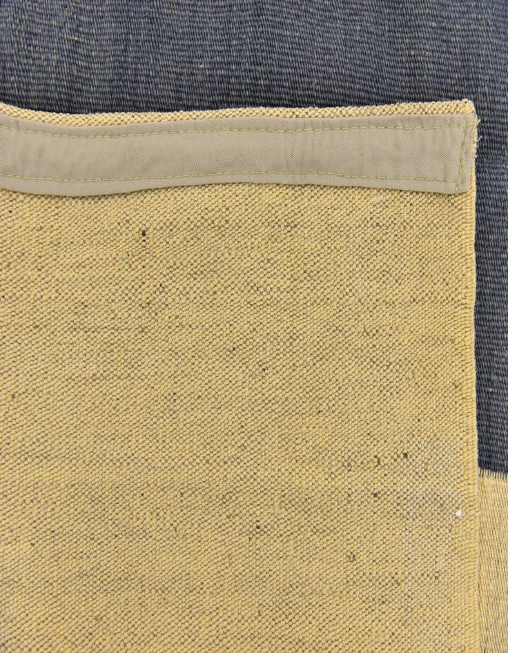 Detail image of  4' 3 x 5' 9  Hand Woven Kilim Modern Wool Rug