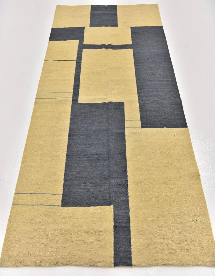 Detail image of  4' 3 x 5' 9  Hand Woven Kilim Modern Wool Rug