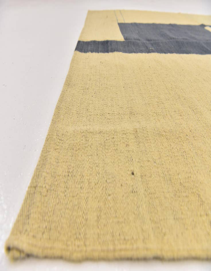 Detail image of  4' 3 x 5' 9  Hand Woven Kilim Modern Wool Rug