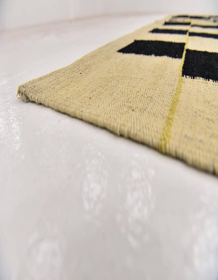 Detail image of  6' 2 x 7' 8  Hand Woven Kilim Modern Wool Rug