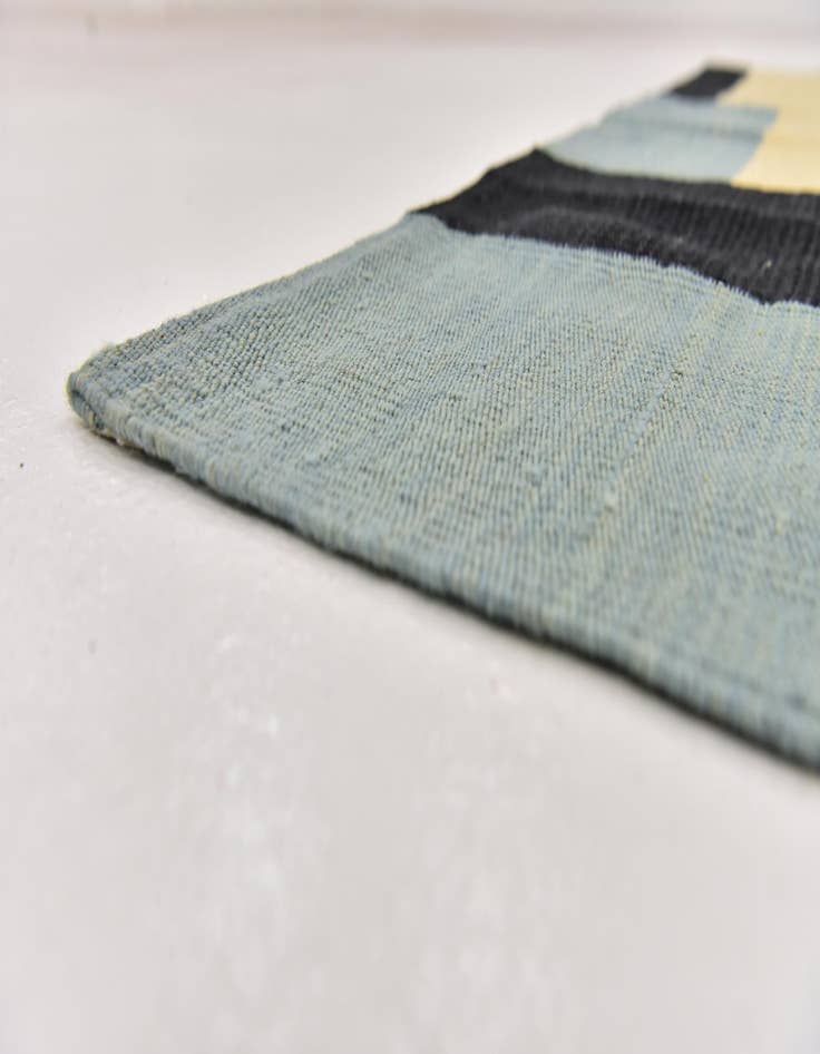 Detail image of  4' 4 x 5' 10  Hand Woven Kilim Modern Wool Rug