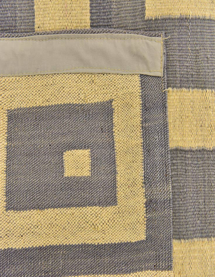 Detail image of  5' x 6' 6  Hand Woven Kilim Modern Wool Rug
