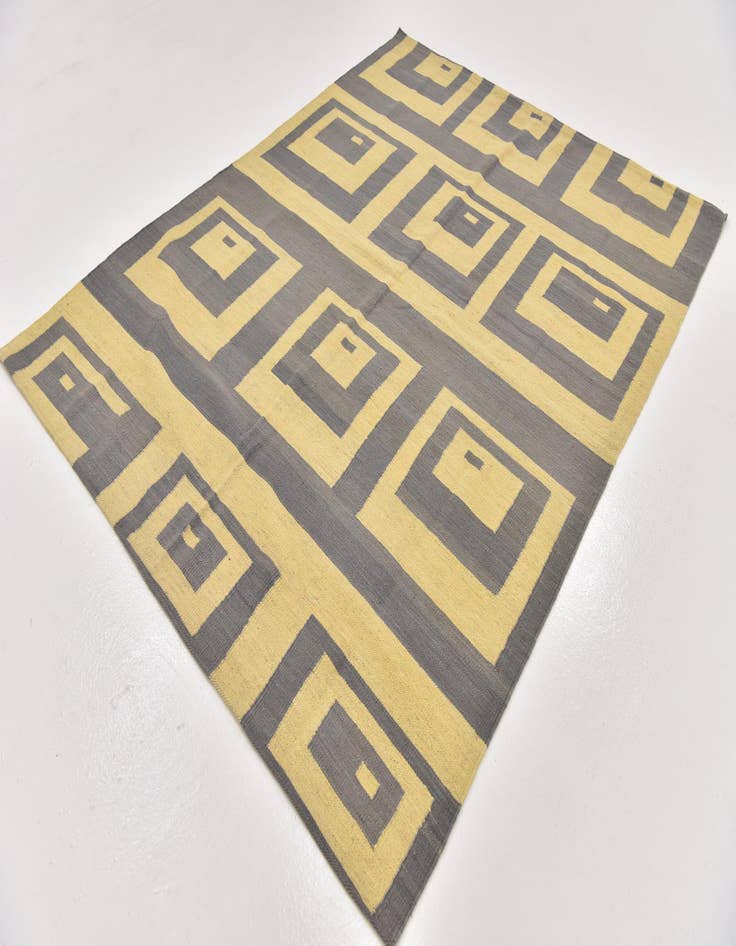 Detail image of  5' x 6' 6  Hand Woven Kilim Modern Wool Rug