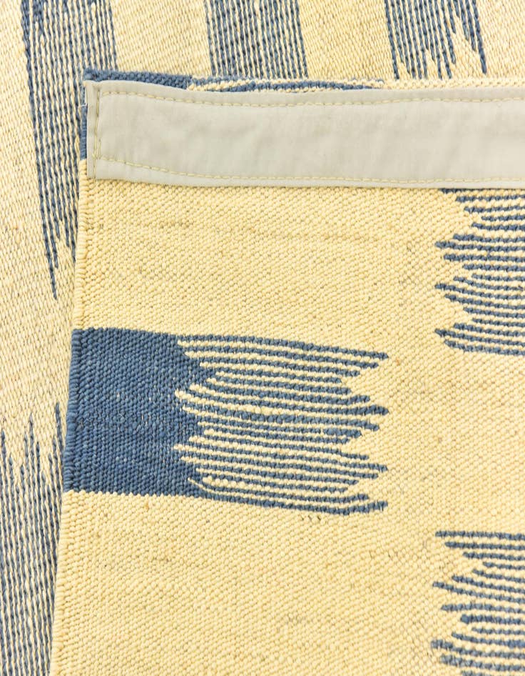 Detail image of  6' x 7' 9  Hand Woven Kilim Modern Wool Rug