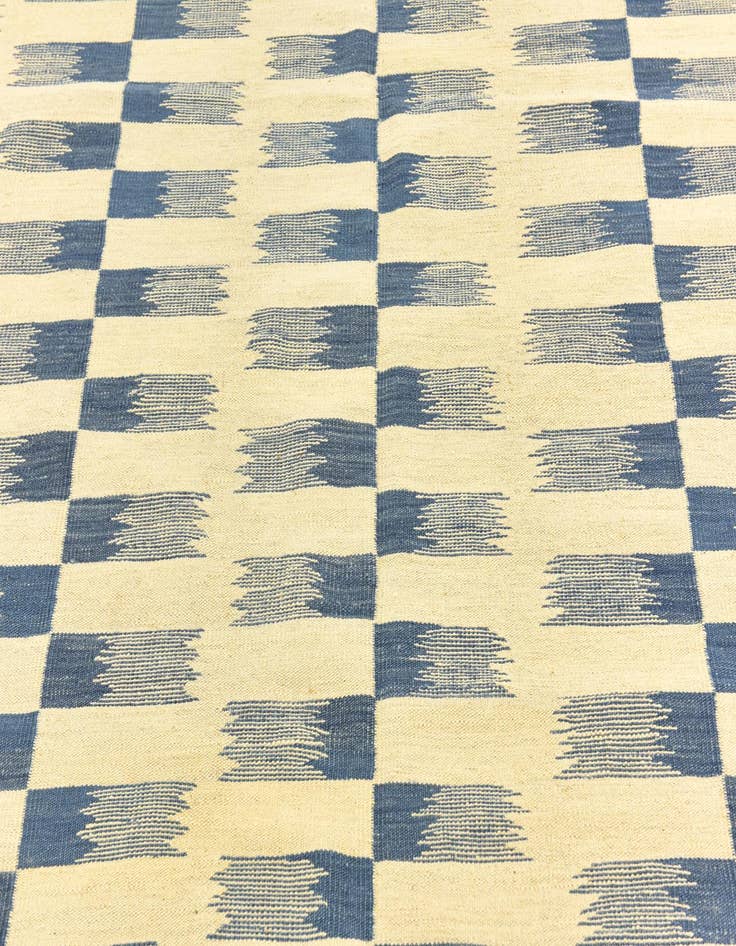 Detail image of  6' x 7' 9  Hand Woven Kilim Modern Wool Rug