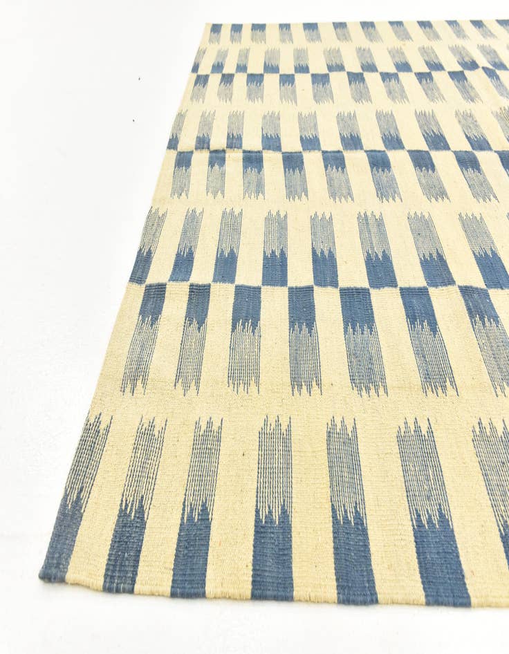 Detail image of  6' x 7' 9  Hand Woven Kilim Modern Wool Rug