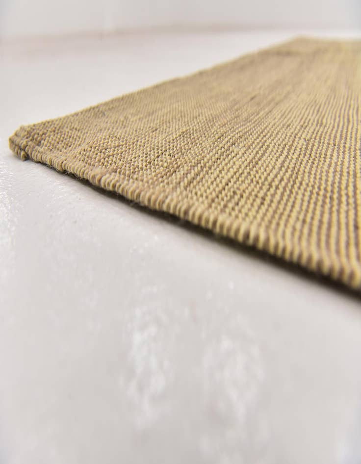 Detail image of  4' 2 x 5' 9  Hand Woven Kilim Modern Wool Rug