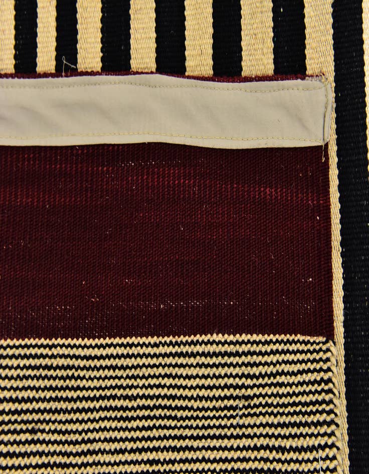 Detail image of  4' 2 x 5' 10  Hand Woven Kilim Modern Wool Rug