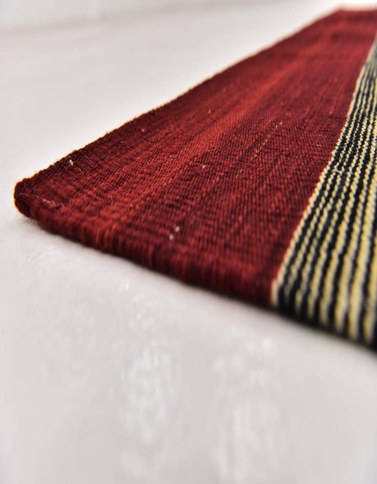 Detail image of  4' 3 x 5' 9  Hand Woven Kilim Modern Wool Rug