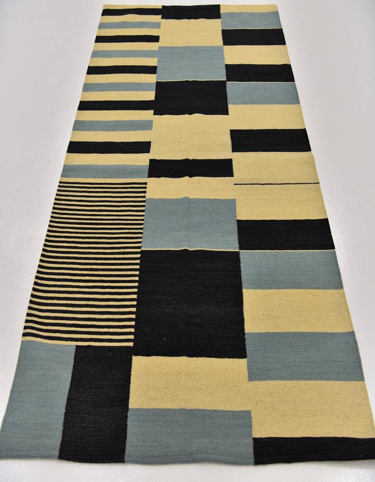 Detail image of  4' 3 x 5' 10  Hand Woven Kilim Modern Wool Rug