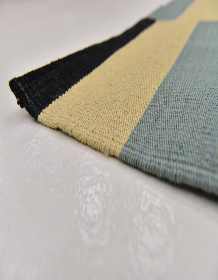 Detail image of  4' 3 x 5' 10  Hand Woven Kilim Modern Wool Rug