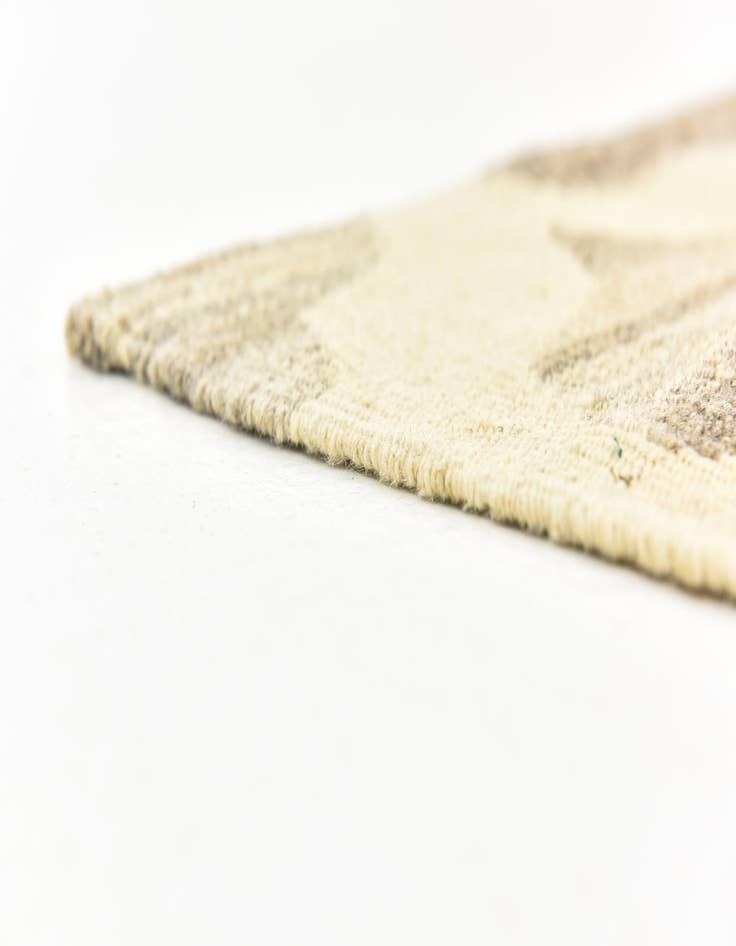 Detail image of  5' x 6' 7  Hand Woven Kilim Modern Wool Rug