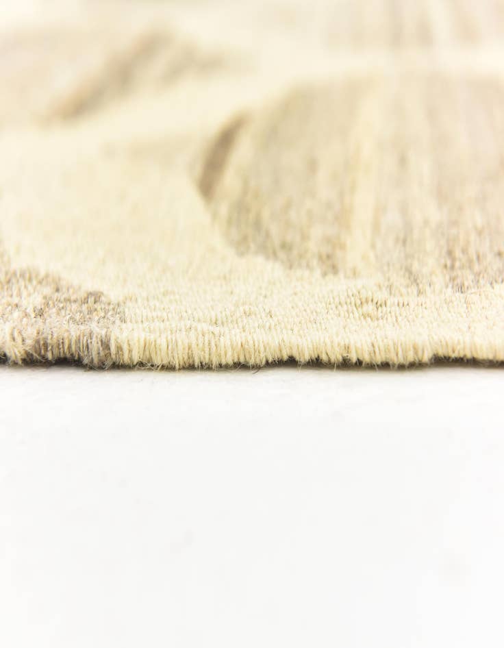 Detail image of  5' x 6' 7  Hand Woven Kilim Modern Wool Rug