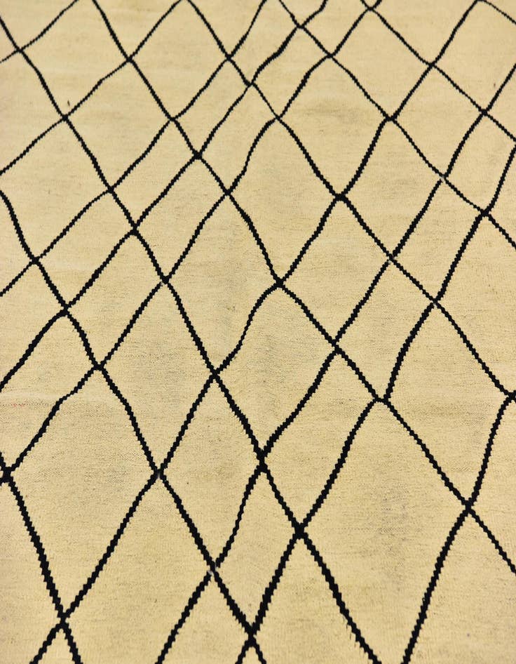 Detail image of  6' 3 x 7' 9  Hand Woven Kilim Modern Wool Rug