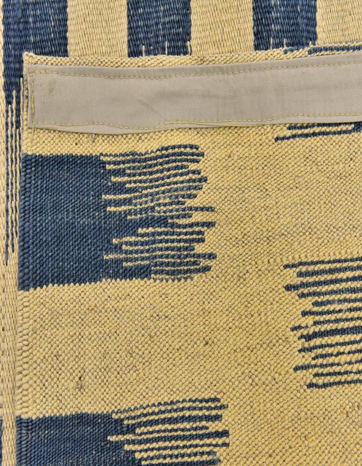 Detail image of  6' x 7' 10  Hand Woven Kilim Modern Wool Rug