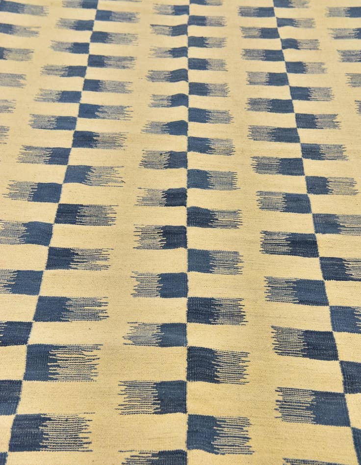 Detail image of  6' x 7' 10  Hand Woven Kilim Modern Wool Rug