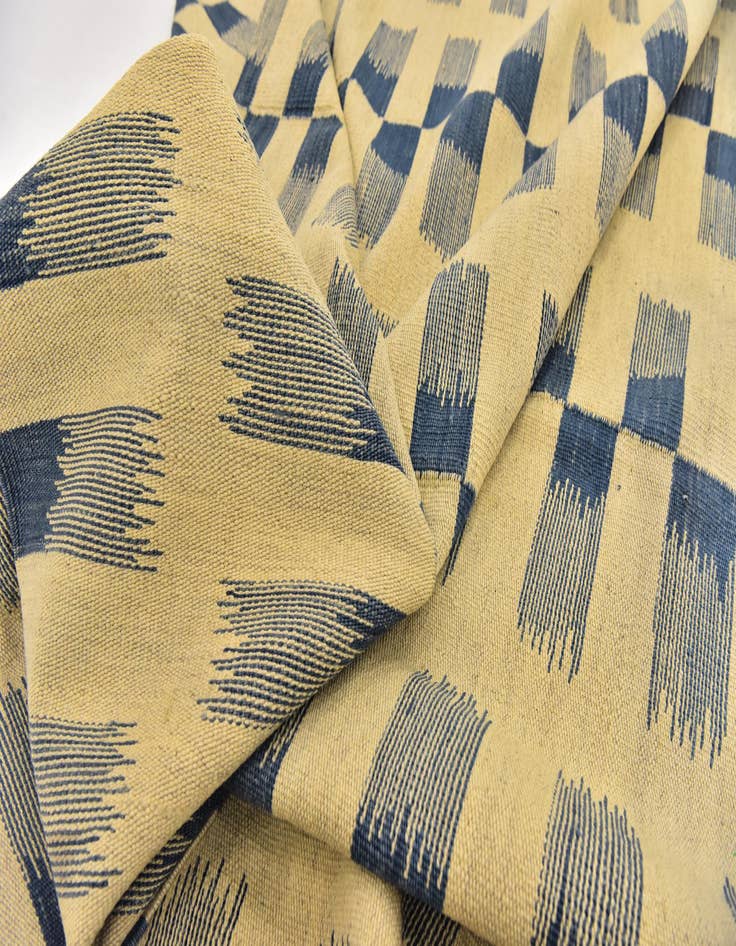 Detail image of  6' x 7' 8  Hand Woven Kilim Modern Wool Rug