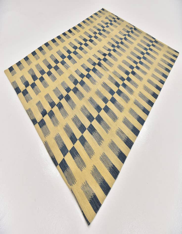 Detail image of  6' x 7' 8  Hand Woven Kilim Modern Wool Rug