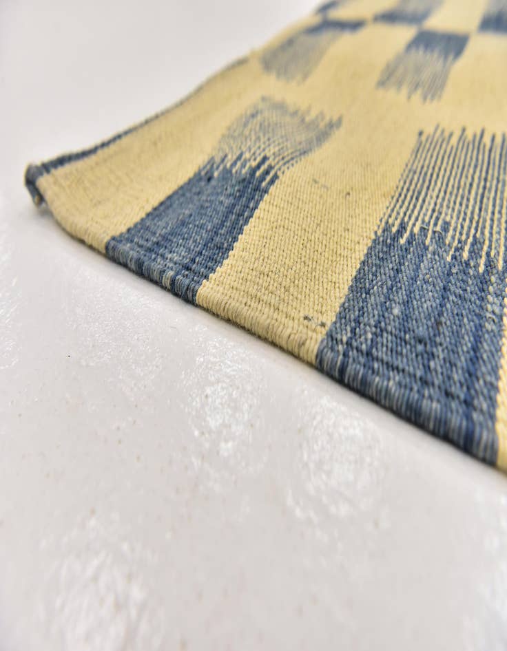 Detail image of  6' x 7' 8  Hand Woven Kilim Modern Wool Rug