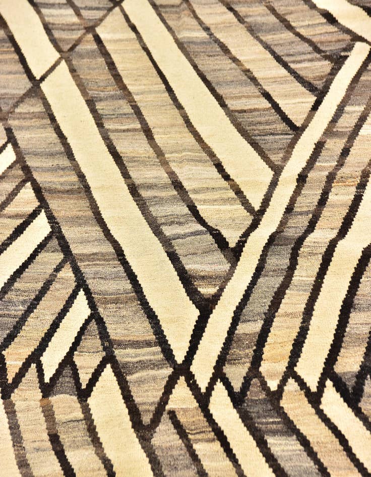 Detail image of  6' x 7' 7  Hand Woven Kilim Modern Wool Rug